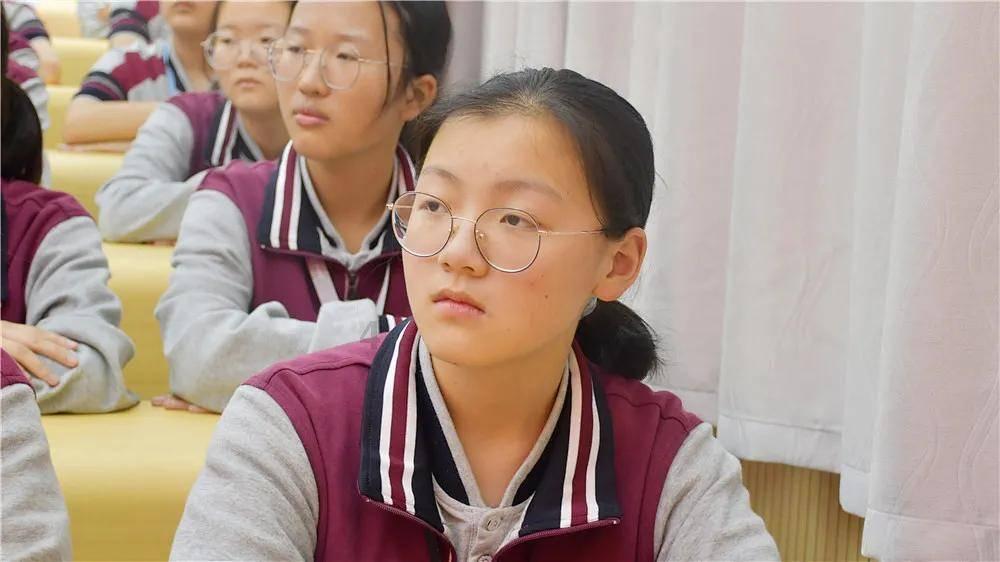 接种宫颈癌疫苗的女性,有什么变化?妇科医生提醒:早知早受益